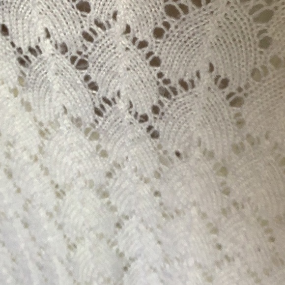 Sweater w matching under sheer crocheted look white size Med versatile light - Picture 6 of 7